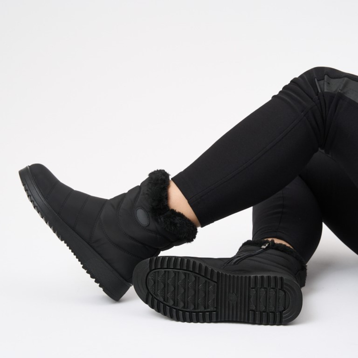 Vornessa | Women&
